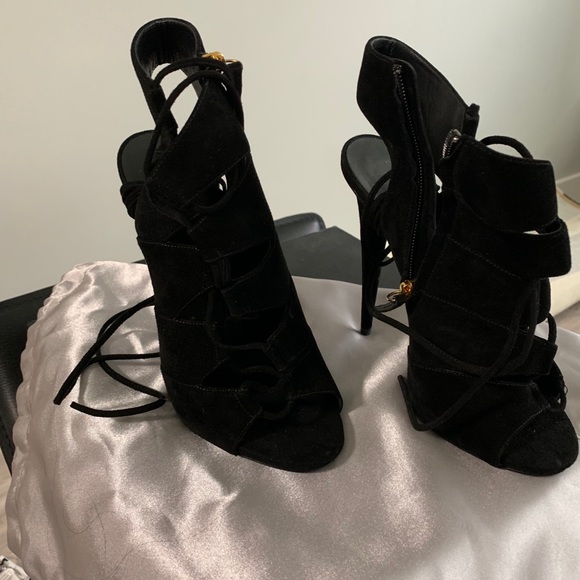 Giuseppe Zanotti Black Suede Lace Up Bootie - Picture 9 of 12